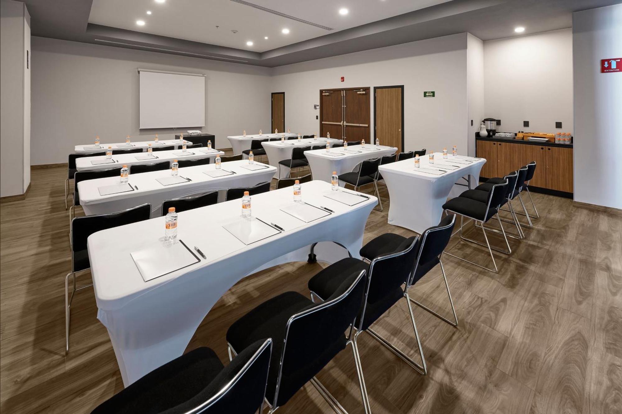 Express By Marriott Ciudad De Interlomas Hotel